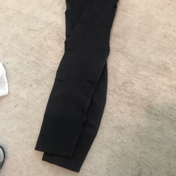 lululemon leggings - Picture 2 of 6